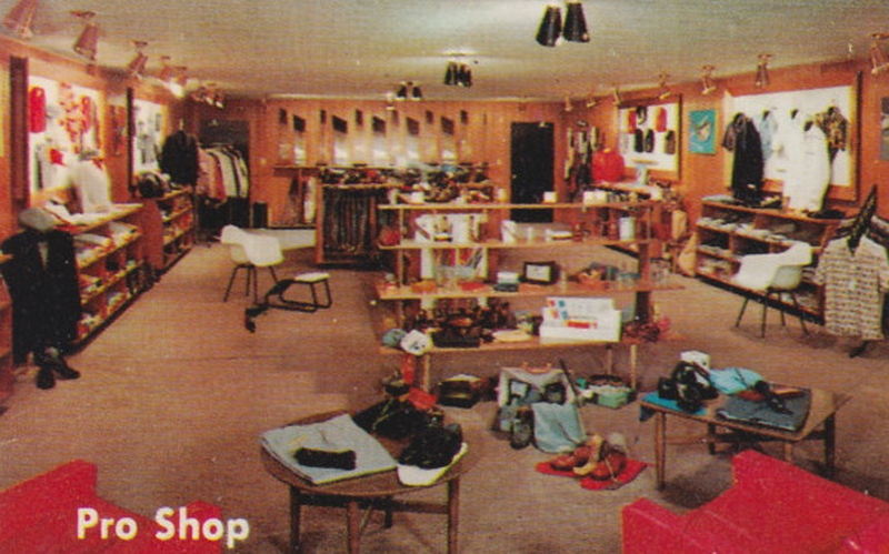 Hillcrest Country Club - Vintage Postcard (newer photo)